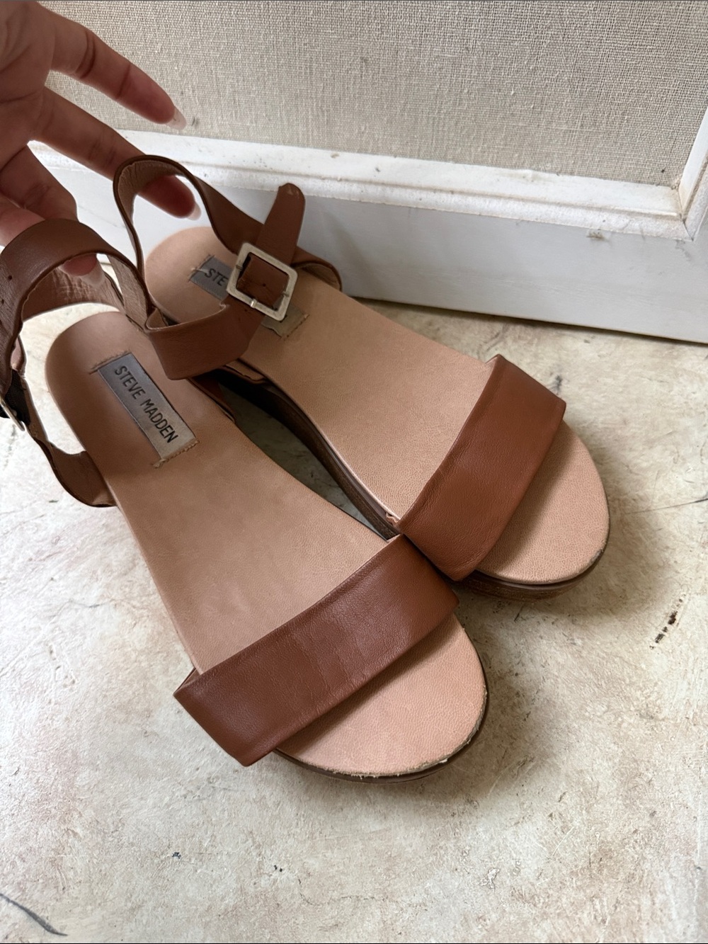 Steve Madden Tan Brown Leather Ankle-Strap Flat Sandals
